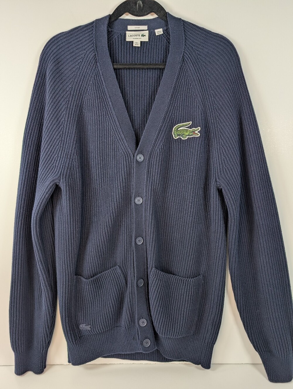 Lacoste Unisex Oversized Crocodile Ribbed Knit Cotton Cardigan – Navy (Size US M